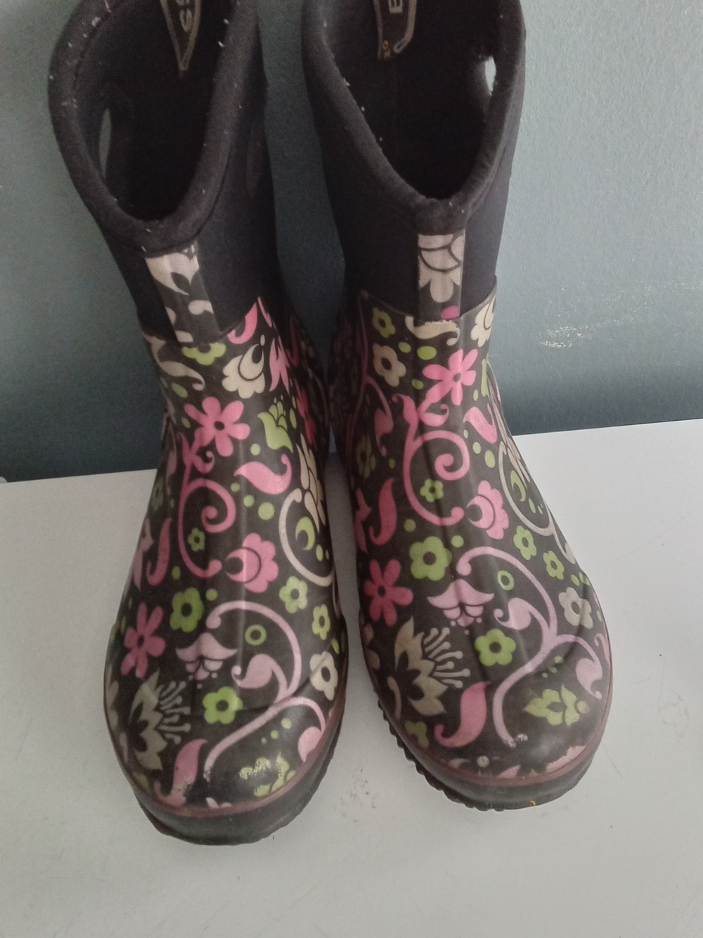 Bogs Women's Floral Waterproof Rain Boots - Black with Pink & Green